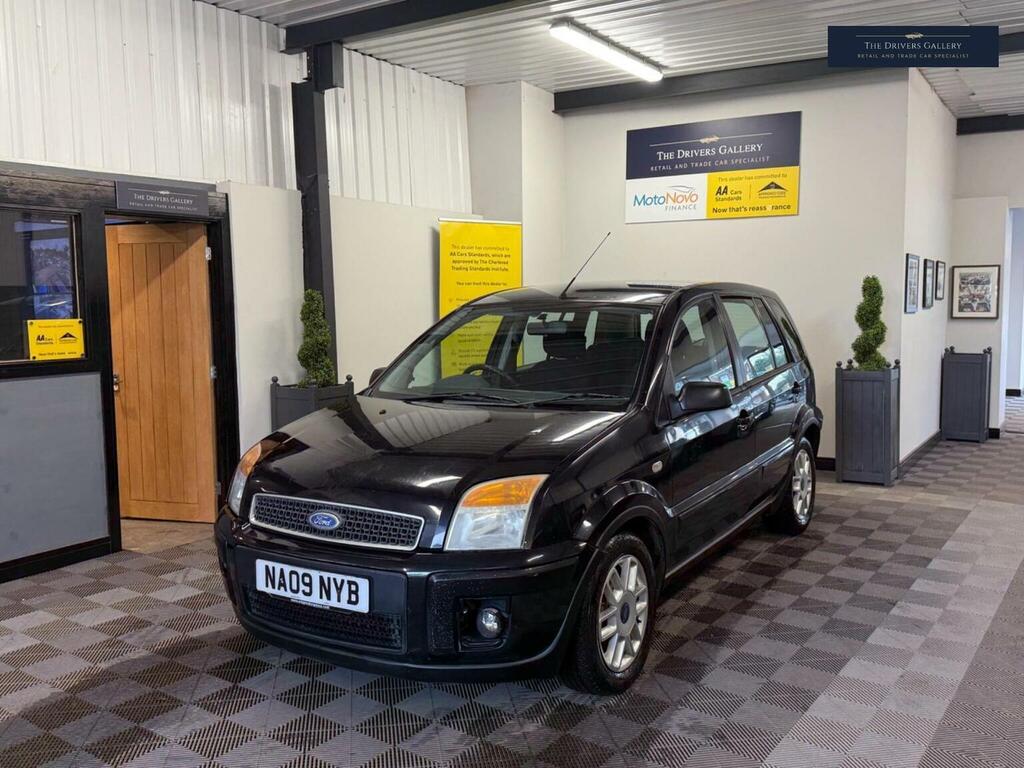 Ford Fusion Hatchback 1.6 Tdci Zetec Climate 200909 Black