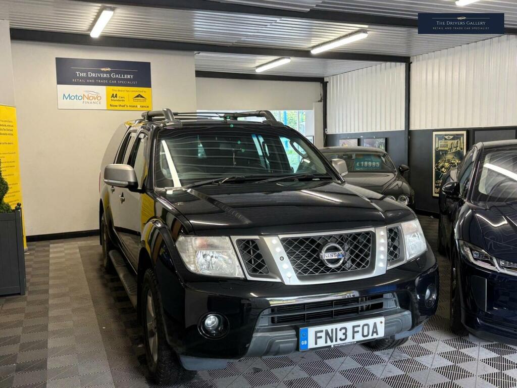 Nissan Navara Pickup 2.5 Dci Platinum 4Wd Euro 5 2013 Black #4