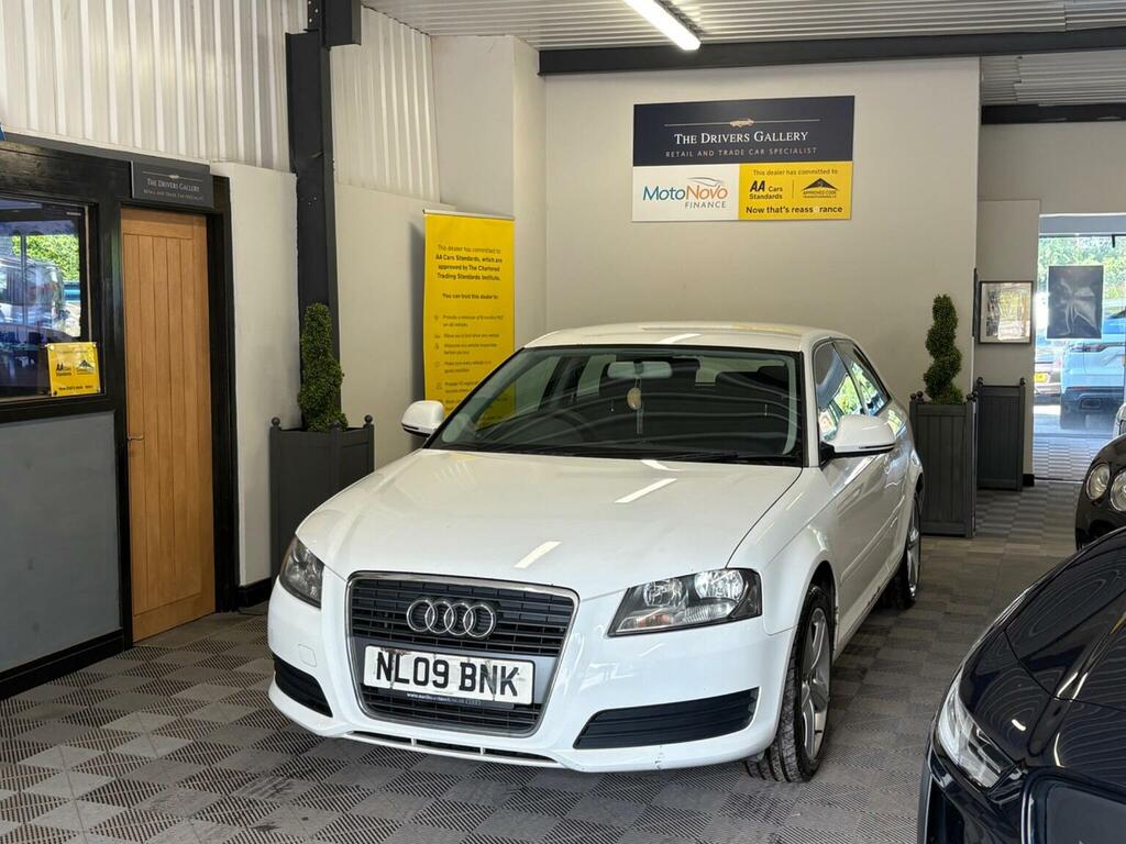 Audi A3 Hatchback 1.6 Technik Euro 4 200909 White