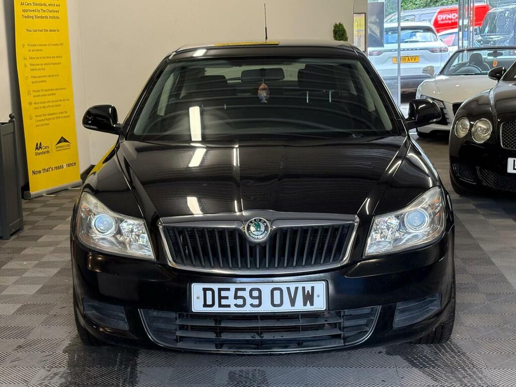 Skoda Octavia Hatchback 1.4 Tsi Se Euro 4 200959 Black #4
