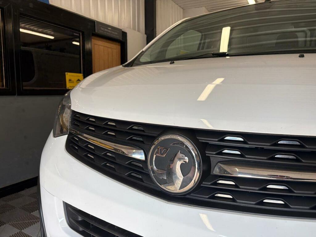 Vauxhall Vivaro Panel Van 1.5 Turbo D 2900 Sportive L2 H1 Euro 6 White #4