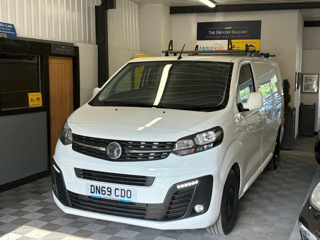 Vauxhall Vivaro Panel Van 1.5 Turbo D 2900 Sportive L2 H1 Euro 6 White