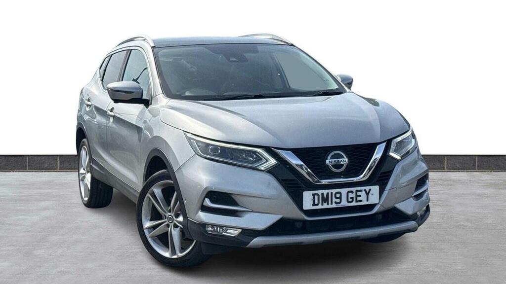 Nissan Qashqai Suv 1.3 Dig-t N-motion Euro 6 Ss 201919 Silver