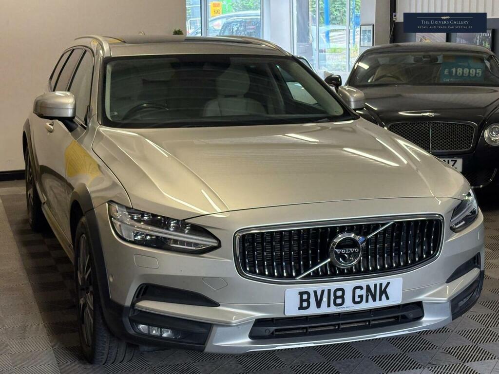 Volvo V90 Cross Country Estate 2.0 D4 Pro Awd Euro 6 Ss 2018 Gold #6