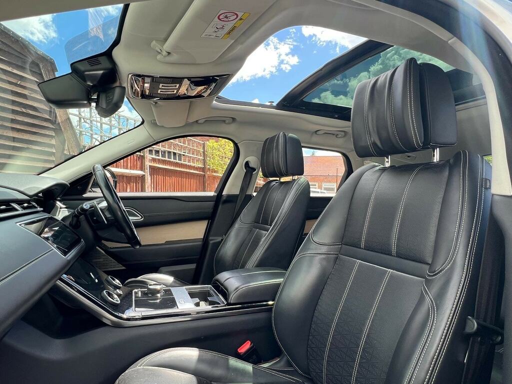Land Rover Range Rover Velar R-dynamic S Black #25