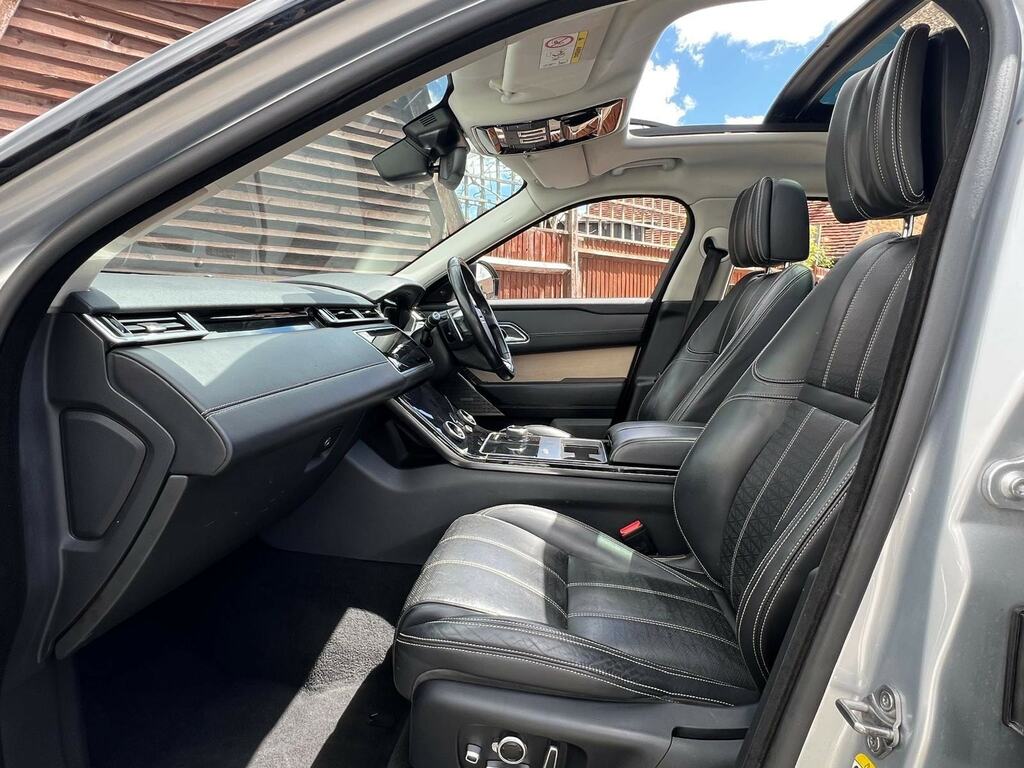 Land Rover Range Rover Velar R-dynamic S Black #24