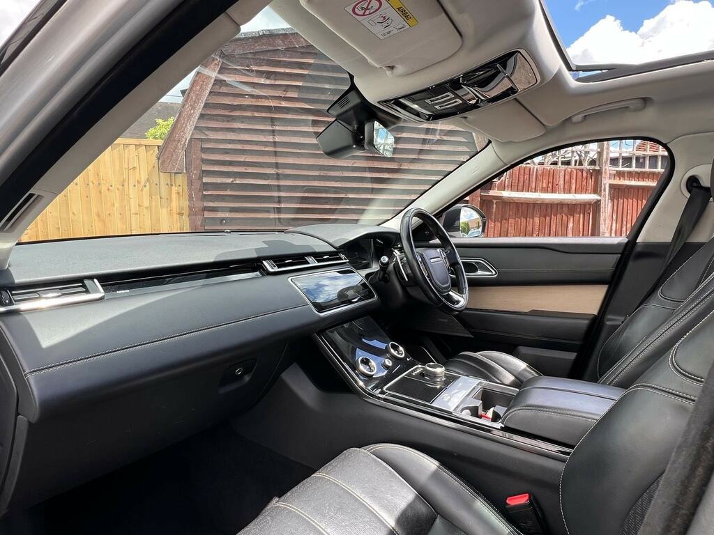 Land Rover Range Rover Velar R-dynamic S Black #27