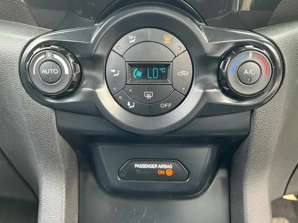 Ford Ecosport Zetec Grey #20