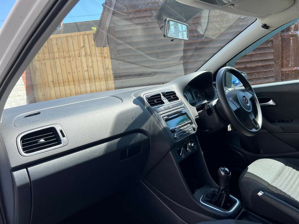 Volkswagen Polo Match Black #9