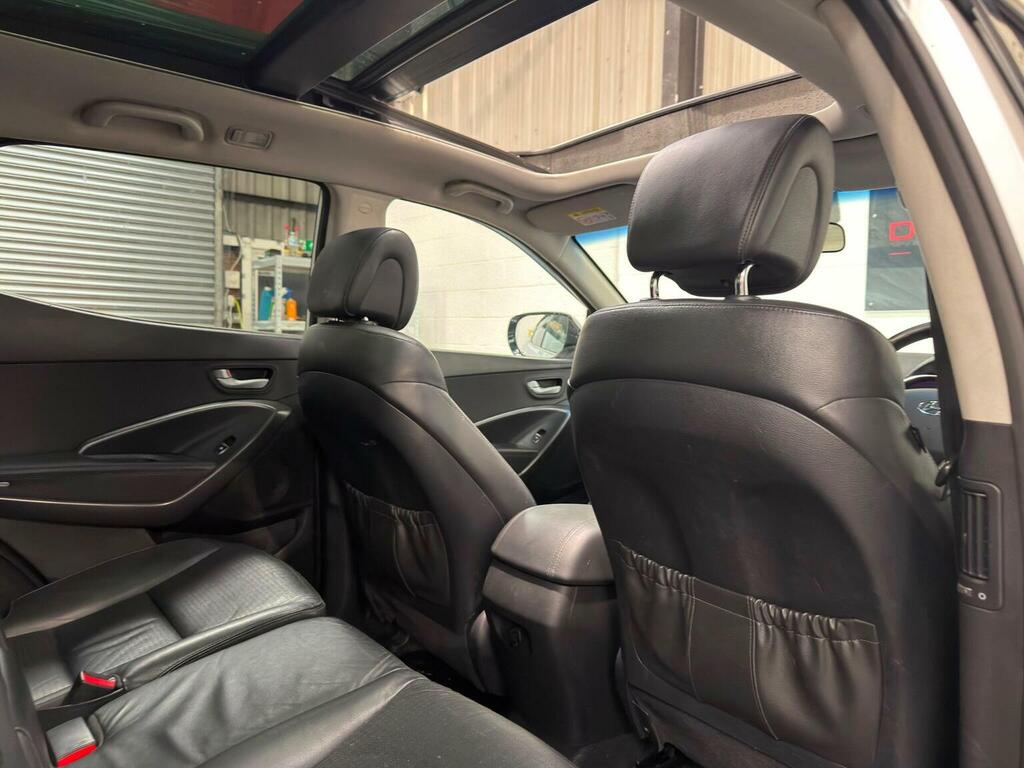 Hyundai Santa Fe   #15