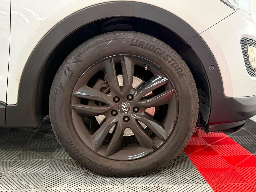 Hyundai Santa Fe   #24