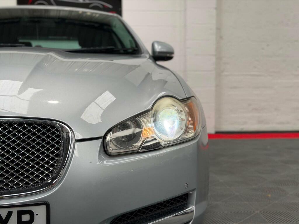Jaguar XF Saloon Grey #45