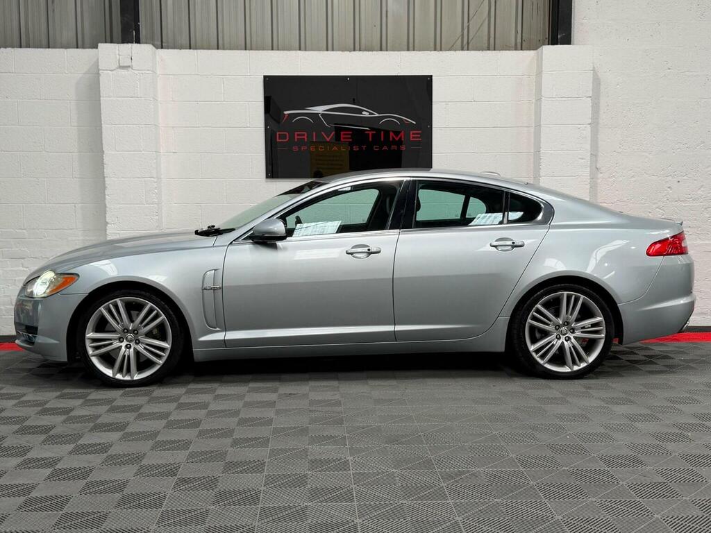 Jaguar XF Saloon Grey #7