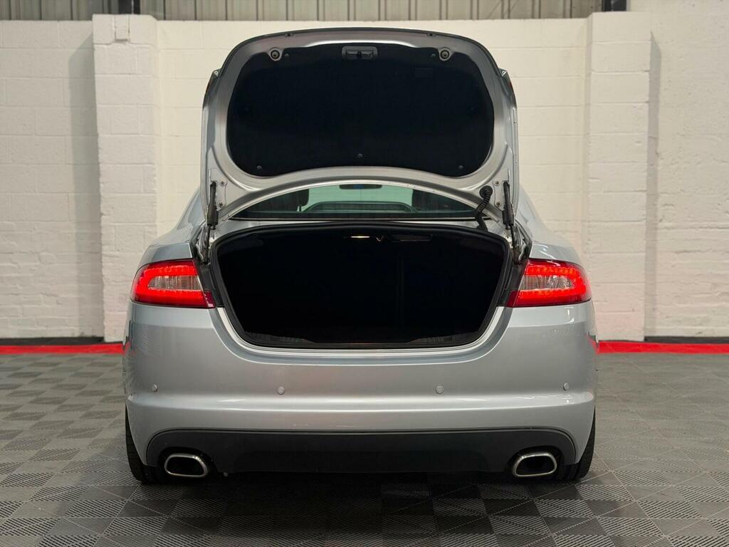 Jaguar XF Saloon Grey #38