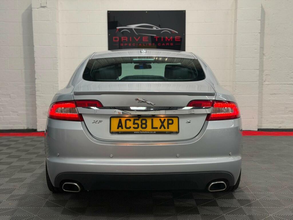 Jaguar XF Saloon Grey #8