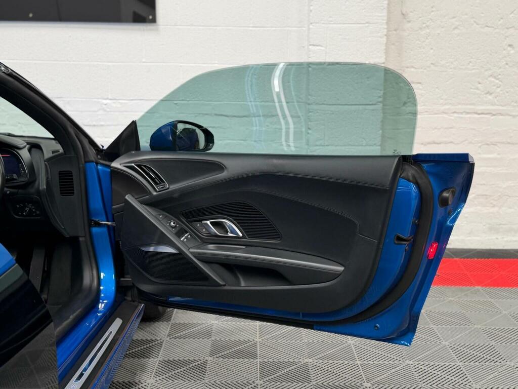 Audi R8 Coup- V10 Plus 5.2 Fsi Quattro 610 Ps S Tronic Black #29