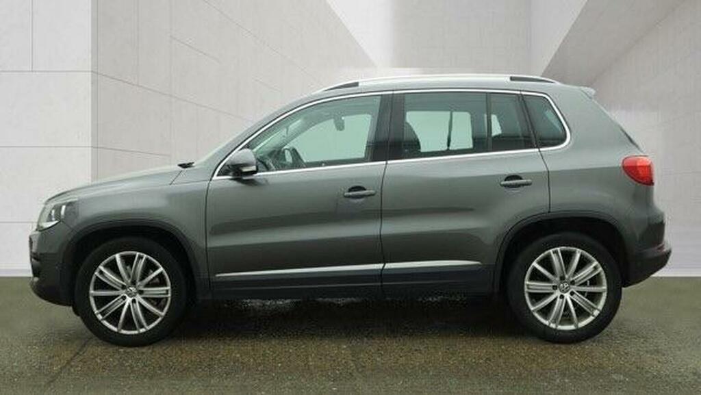 Volkswagen Tiguan 2.0 Tdi Bluemotion Tech Match Edition 2Wd Euro 6 Grey #5