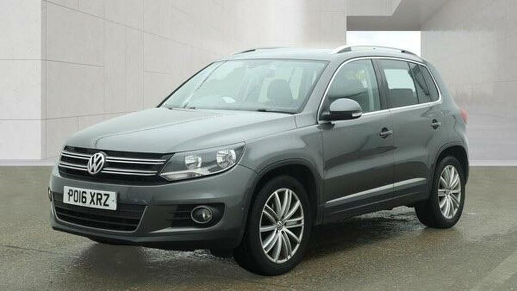 Volkswagen Tiguan 2.0 Tdi Bluemotion Tech Match Edition 2Wd Euro 6 Grey #2