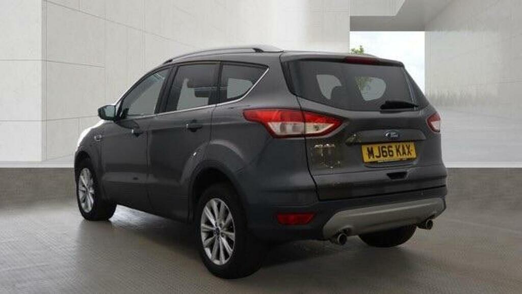 Ford Kuga 2.0 Tdci Titanium 2Wd Euro 6 Ss Grey #2