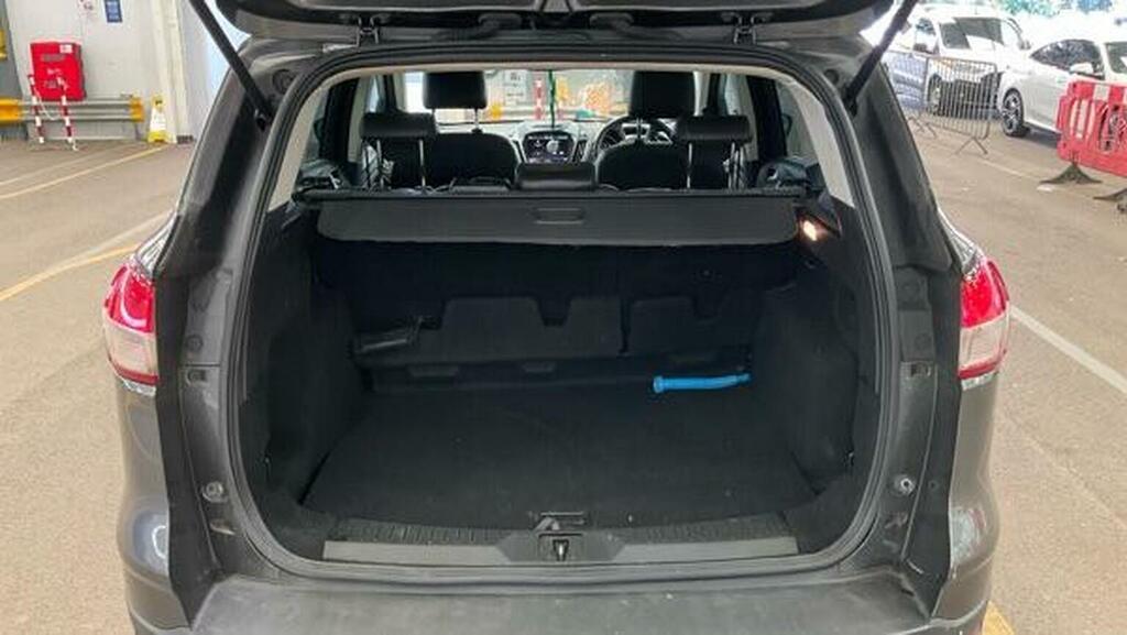 Ford Kuga 1.5 Ecoboost 120 Zetec 2Wd 2016 Black #9