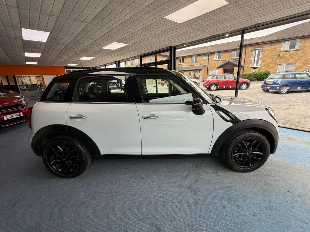 Mini Countryman Suv 1.6 Cooper Euro 6 201565 White #2