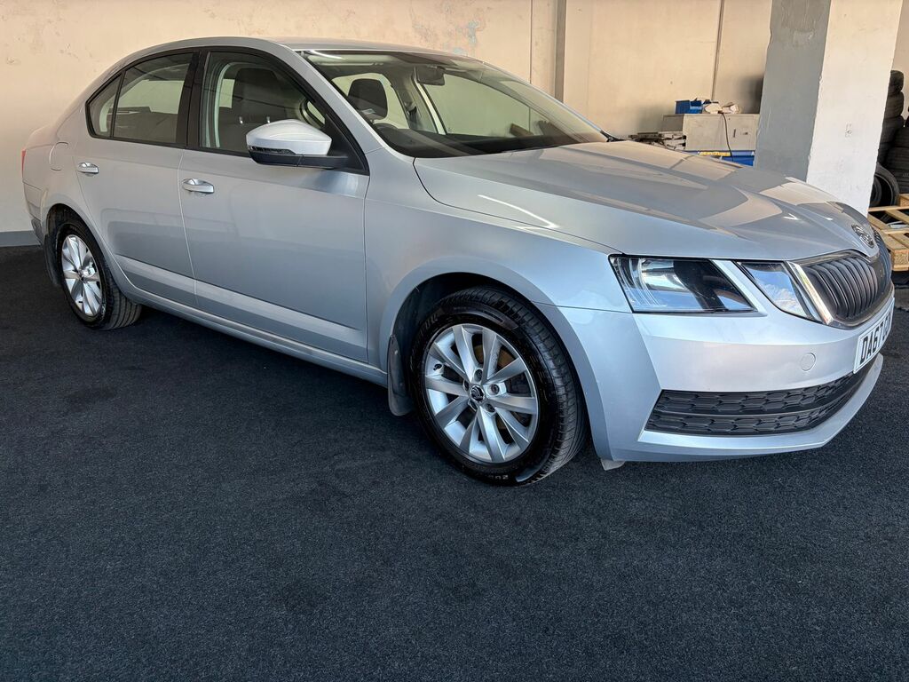 Skoda Octavia 1.6 Tdi S Hatchback Euro 6 Ss Silver #3