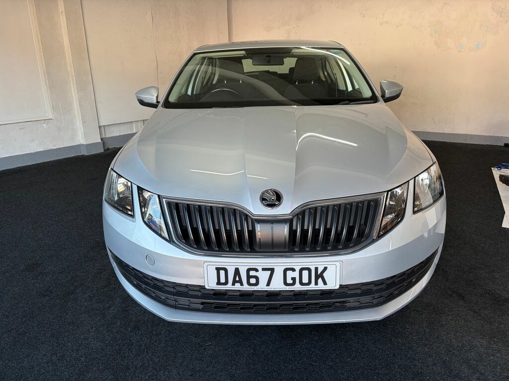 Skoda Octavia 1.6 Tdi S Hatchback Euro 6 Ss Silver #2