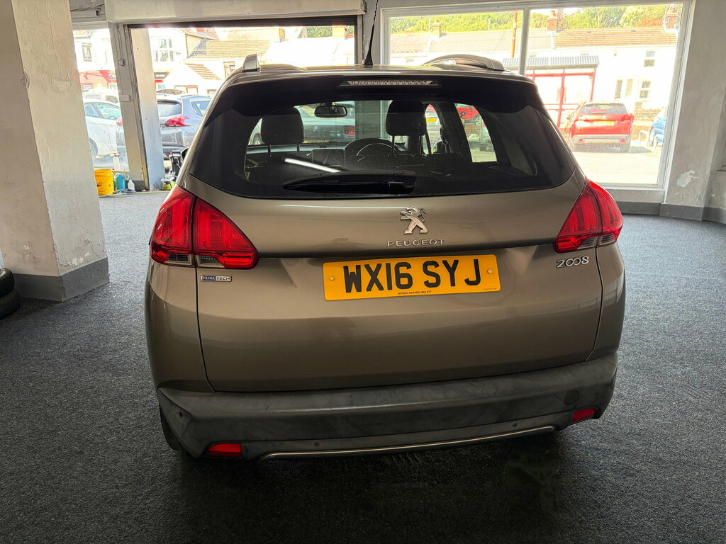 Peugeot 2008 1.6 Blue Hdi Ss Allure 100 Bhp Blue #5