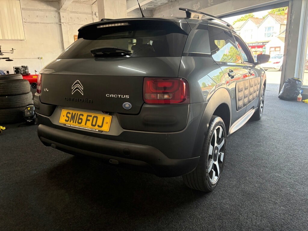 Citroen C4 Cactus 1.2 Puretech Flair Hatchback Eur Grey #4
