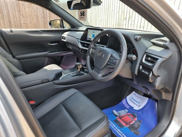 Lexus UX 2.0 250H F Sport Design Suv Hybrid E-cv DA23XUL Silver #2