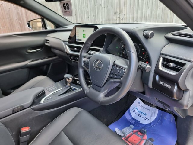 Lexus UX 2.0 250H F Sport Design Suv Hybrid E-cv AMZ3069 White #2