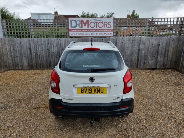 SsangYong Korando 2.2 Le White #38