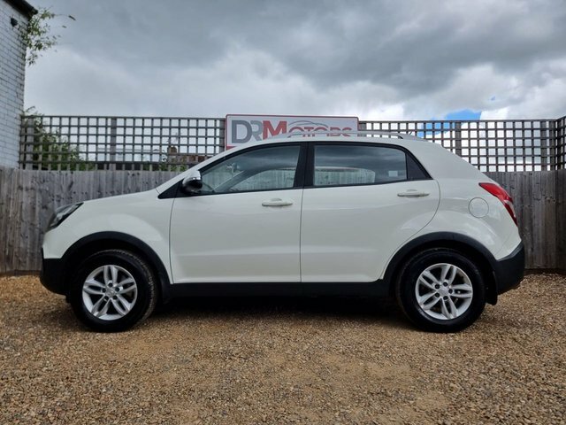 SsangYong Korando 2.2 Le White #7