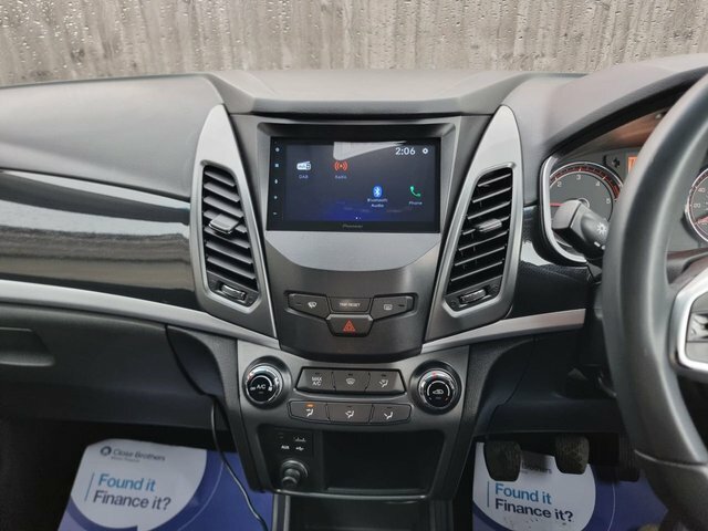 SsangYong Korando 2.2 Le White #41