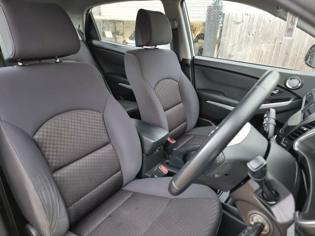 SsangYong Korando 2.2 Le White #27