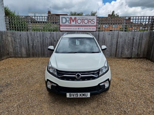 SsangYong Korando 2.2 Le White #26