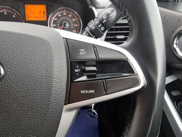 SsangYong Korando 2.2 Le White #44