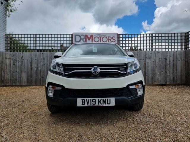 SsangYong Korando 2.2 Le White #11