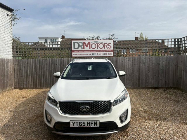 Kia Sorento  White #26