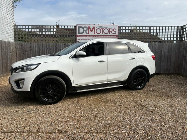 Kia Sorento  White #9