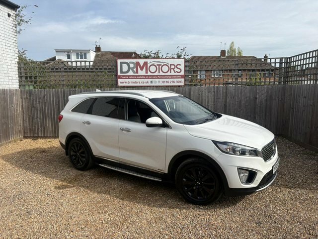 Kia Sorento  White #37