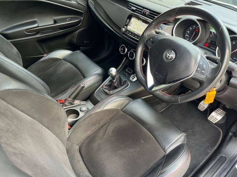 Alfa Romeo Giulietta 1.4 Tb Speciale Red #22