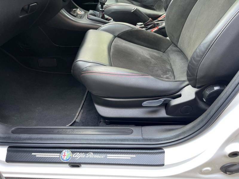 Alfa Romeo Giulietta 1.4 Tb Speciale Red #25