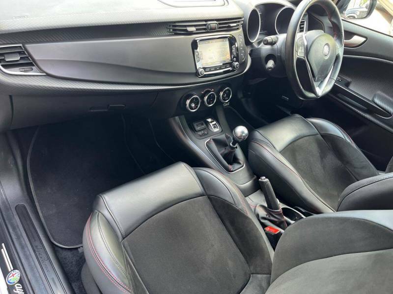 Alfa Romeo Giulietta 1.4 Tb Speciale Red #23