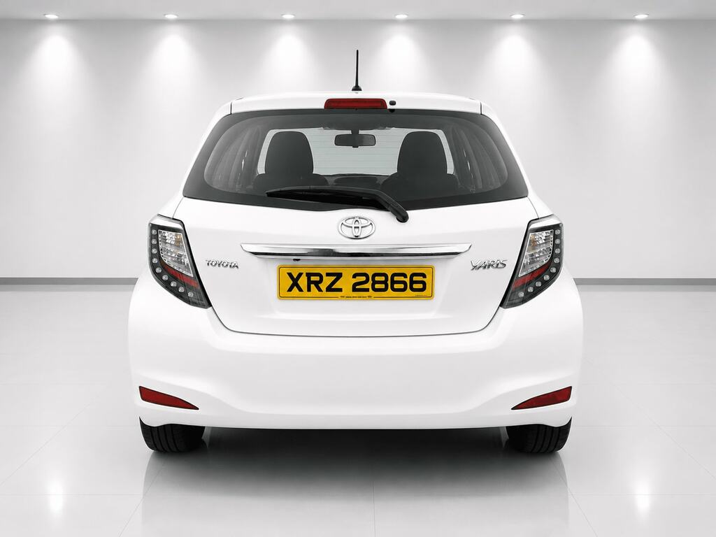 Toyota Yaris 1.3 Vvt-i Cvt XRZ2866 White #5