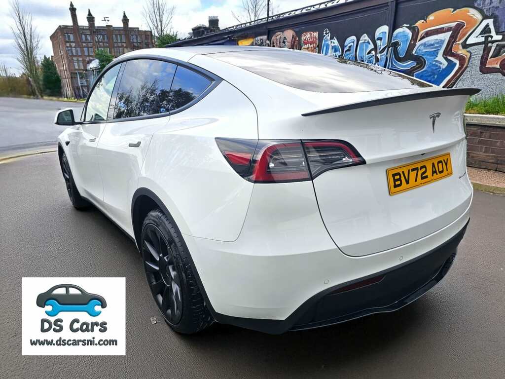 Tesla Model Y Long Range Awd BV72AOY White #6