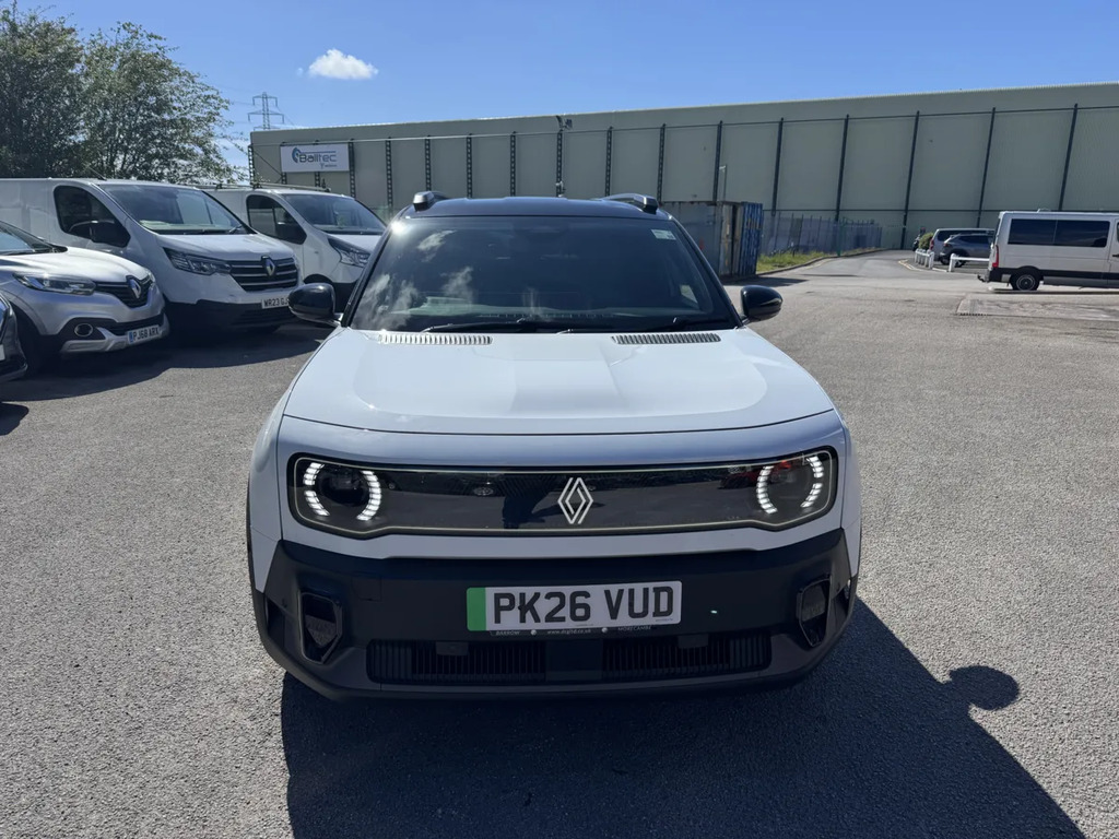 Renault 4 E-Tech 110Kw Techno 52Kwh Comfort Range PK26VUD Black #2