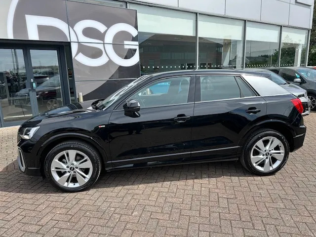 Audi Q2 35 Tfsi S Line S Tronic EA23YSG Black #2
