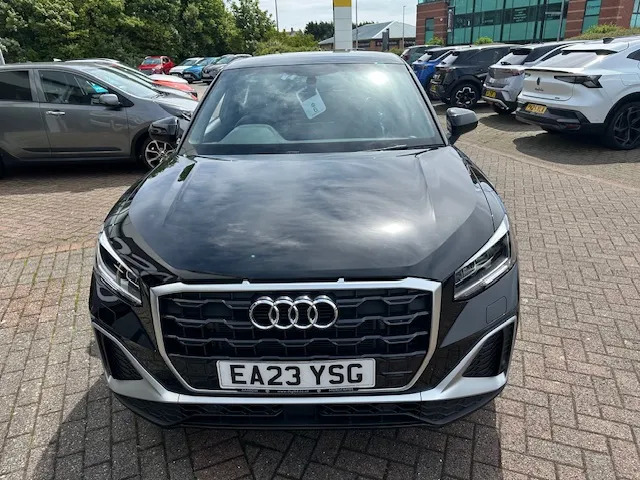 Audi Q2 35 Tfsi S Line S Tronic EA23YSG Black #3