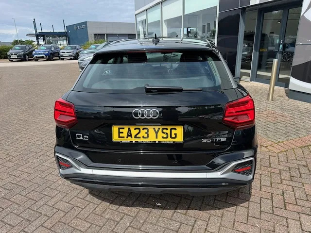 Audi Q2 35 Tfsi S Line S Tronic EA23YSG Black #6